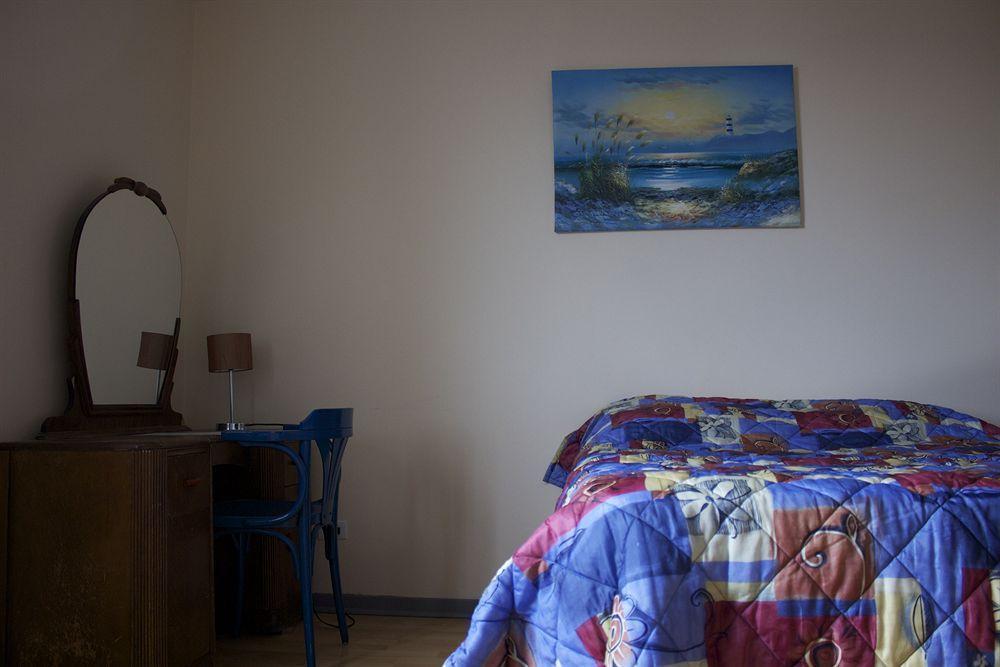 Le Carabobo Auberge Forillon Gaspé Exteriör bild